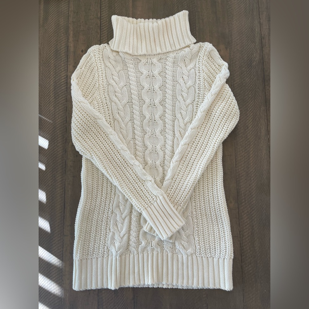 Gap Turtle Neck - image 1